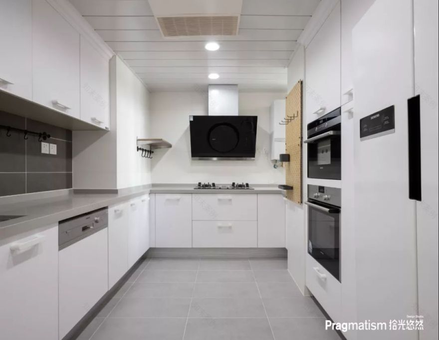 成都 300 平米跃层私宅设计,功能强大且明亮简洁-48