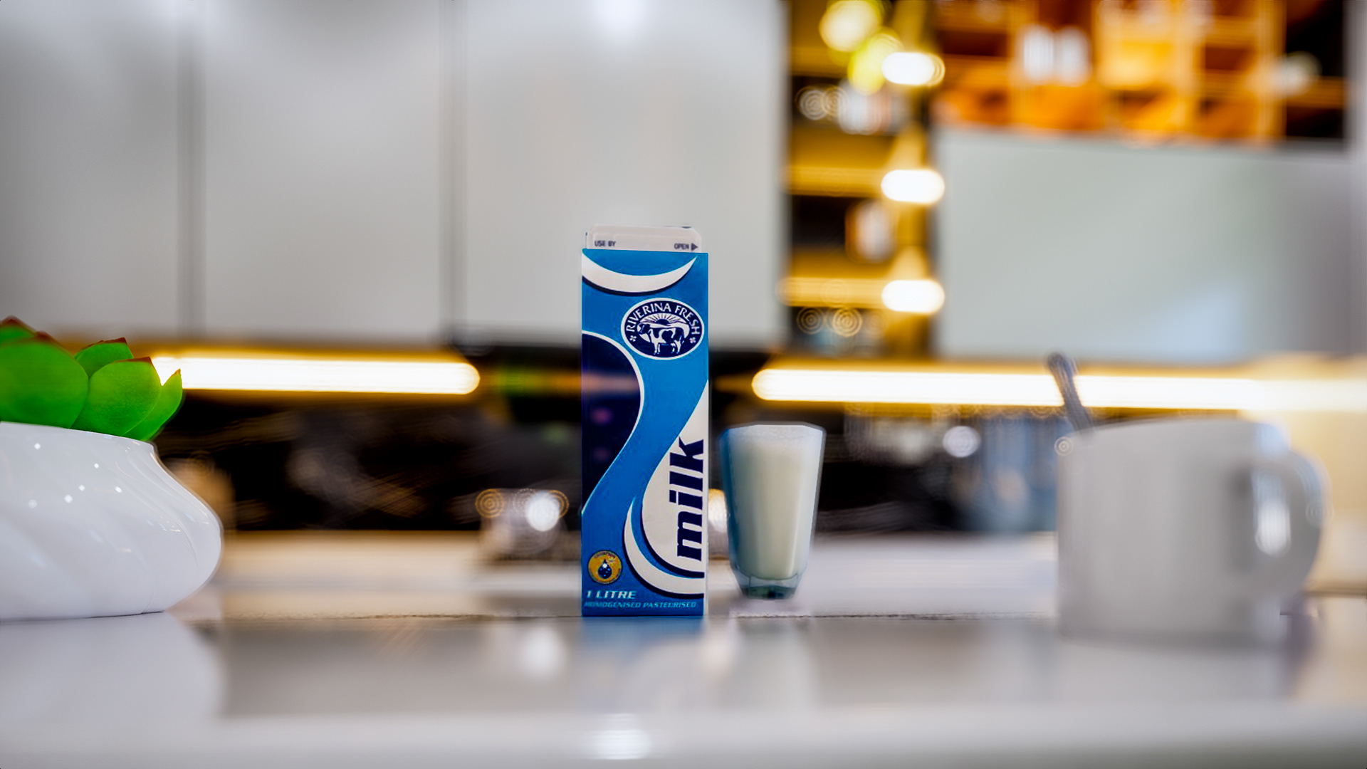 KITCHEN INTERIOR 360-5