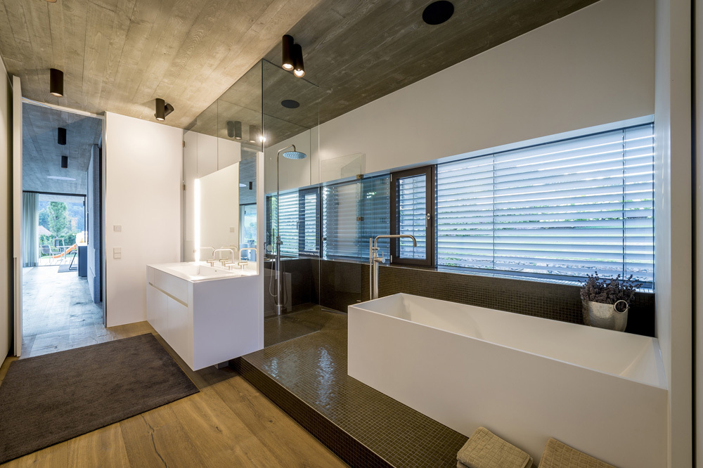 奥地利林茲市 E 住宅——悬浮式设计,生活休闲两不误-46