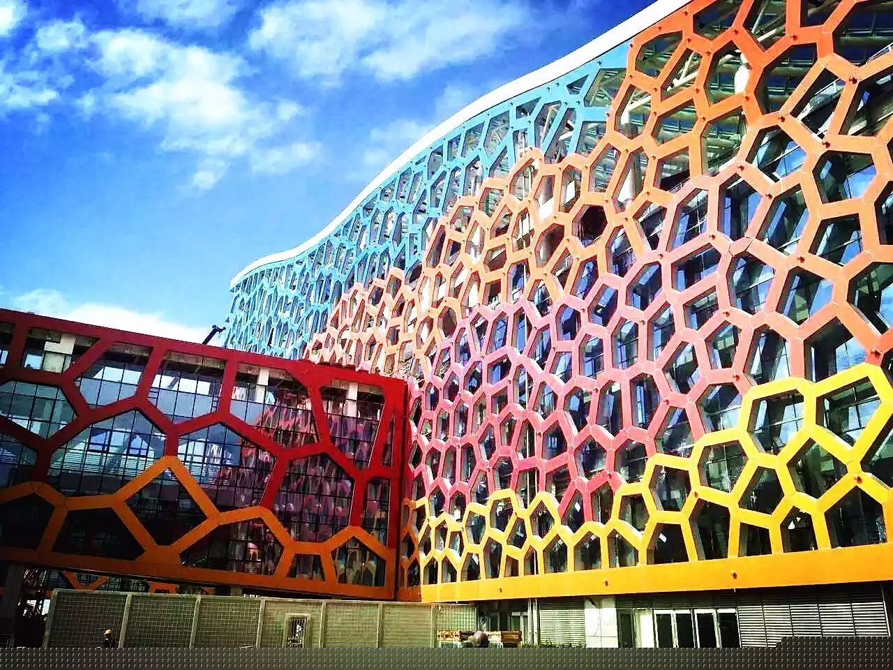 深圳首次丨世界级邮轮母港首泊成功！-10