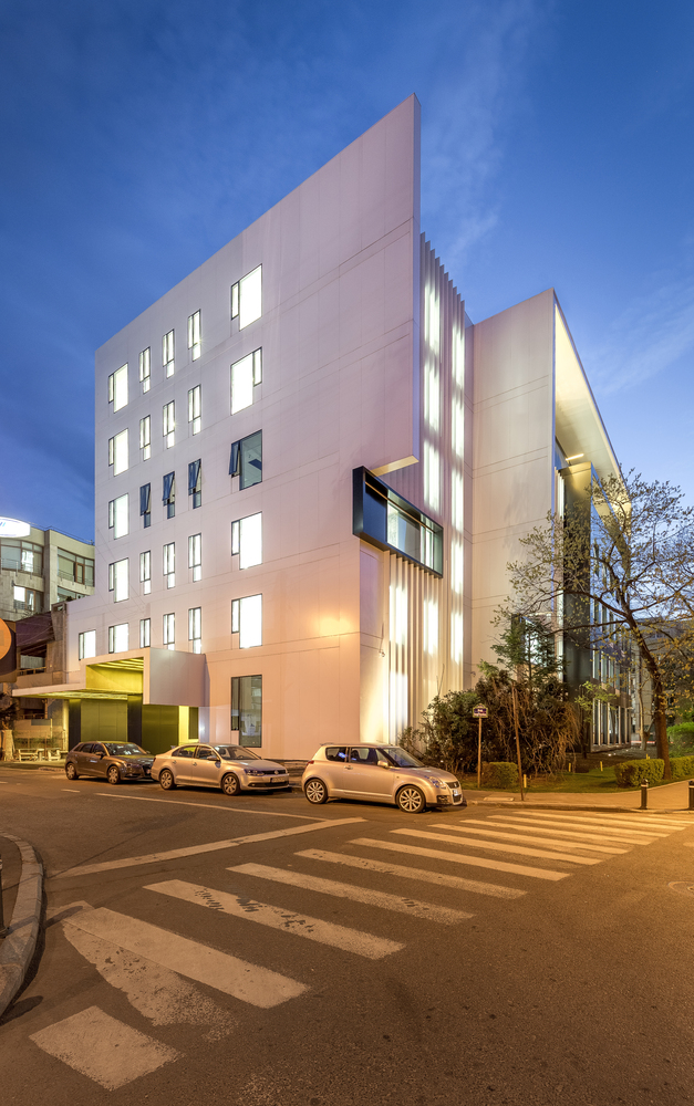 H · Avenue 现代城市建筑的精致解读-32