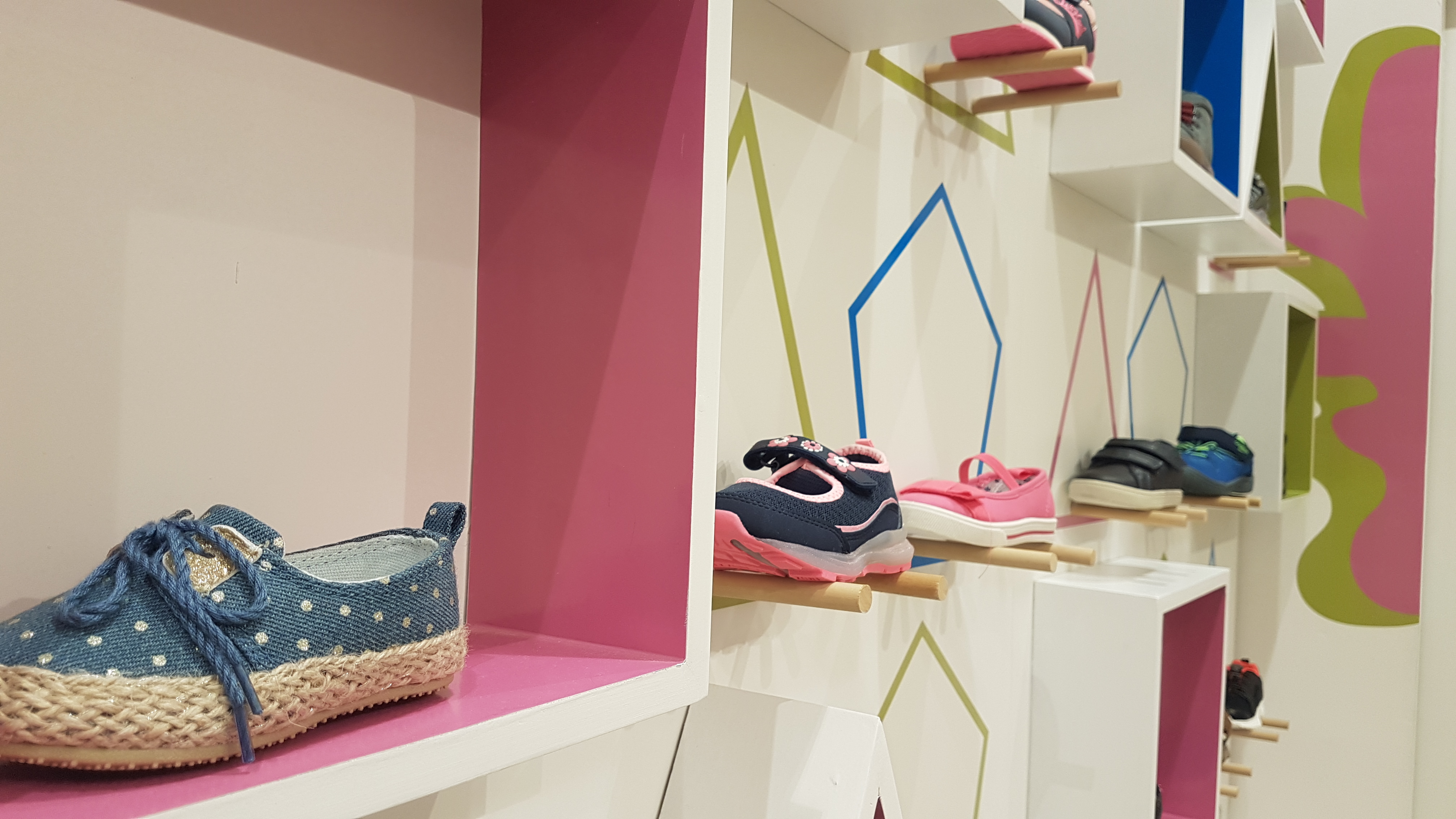 Kinder Parque Las Américas 购物中心设计-15