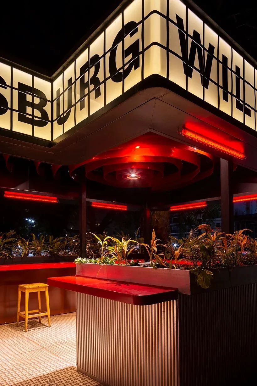 阿根廷 Williamsburg 餐厅露天座位设计，红砖元素营造自然氛围-29