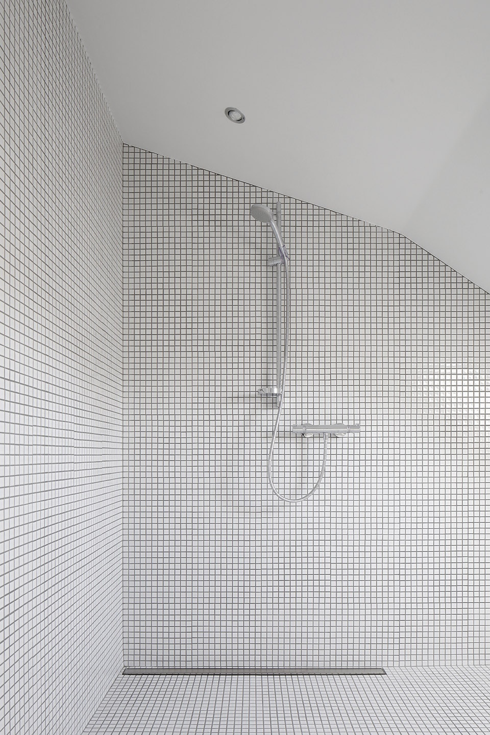 比利时 HCB 住宅 | 废旧材料打造的可持续空间-16