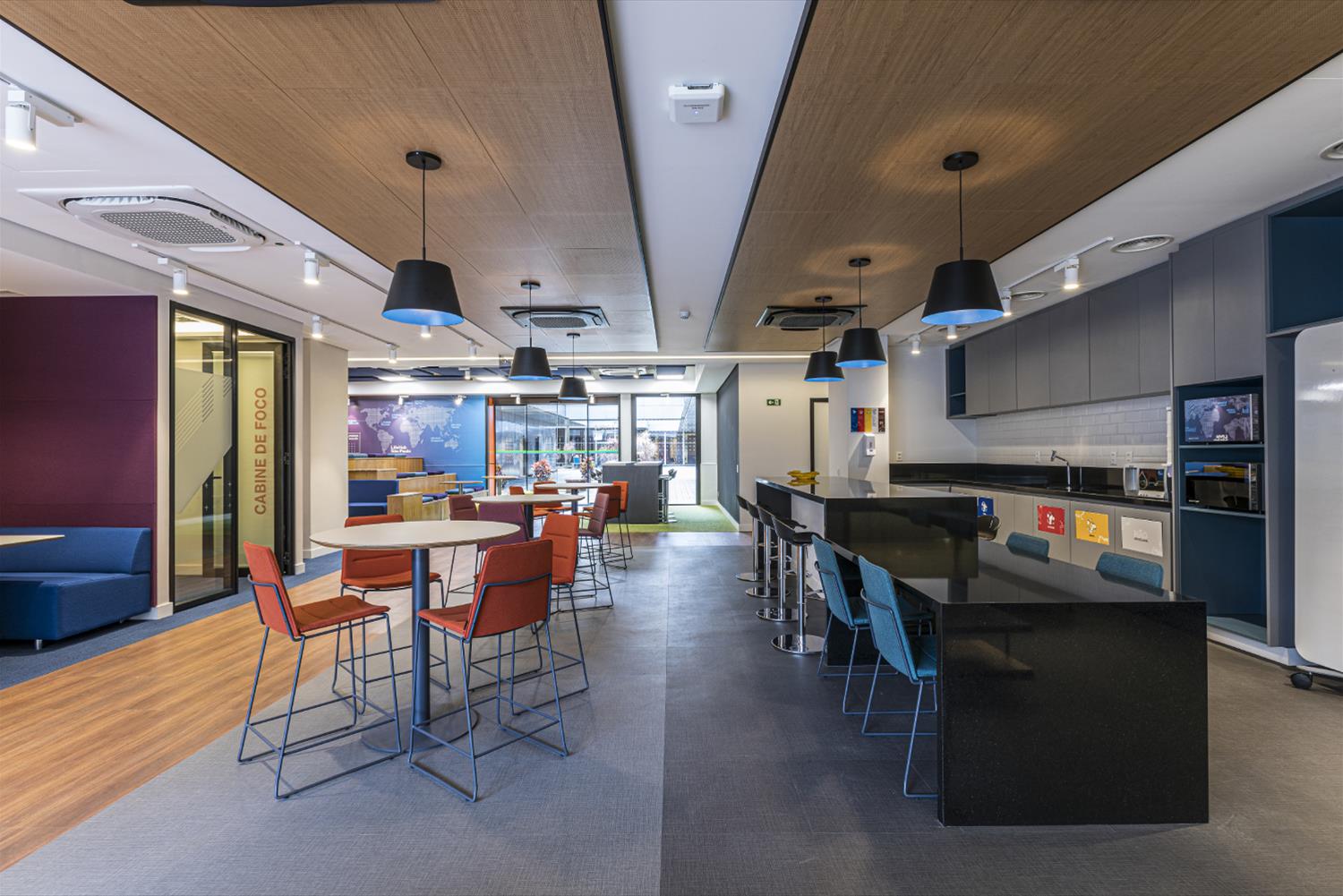 Bayer LifeHub 办公室设计-6