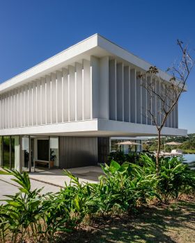 独栋别墅丨巴西丨Alexandre Chaguri Arquitetura