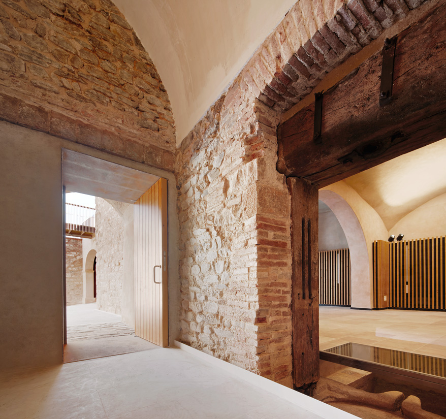 古老农舍改建而成的音乐学院 / BAMMP Arquitectes-12