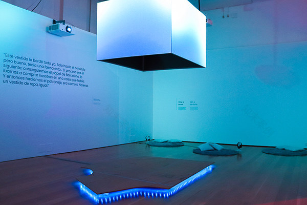 回声,一座城市的反射(注:refle·os推测应为reflejos,西班牙语反射、反响之意) -35