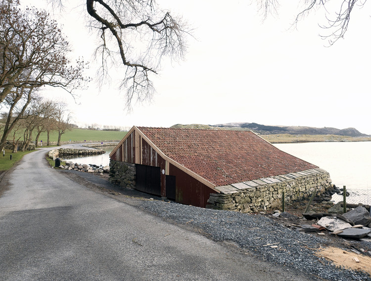 挪威百年船屋的现代改造-12