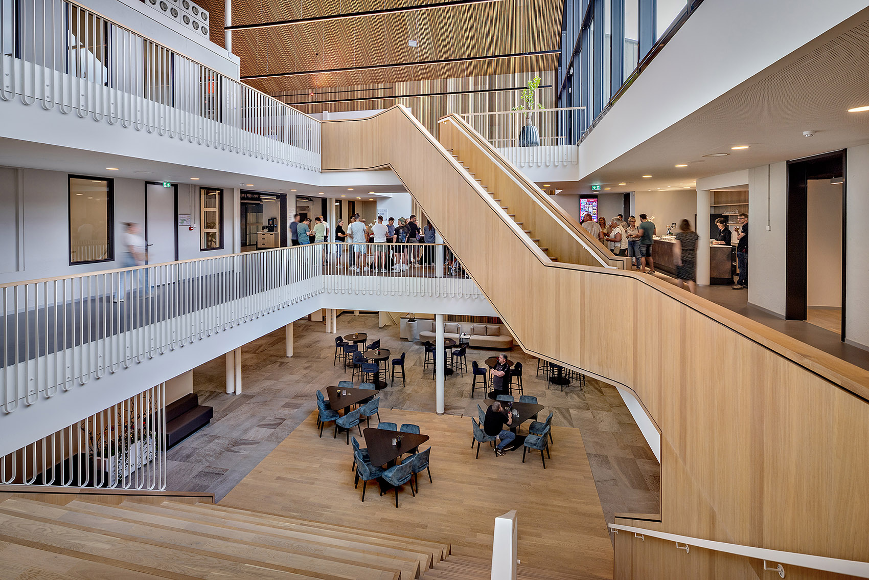 BRUIS综合体丨荷兰丨GROUP A,Fabrique,ABT-23