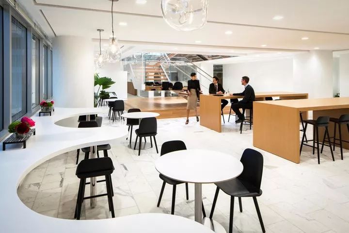 芝加哥 CRA 办公室改造 | 自然光与灵动通透的完美结合-9