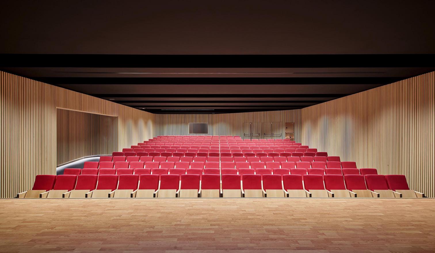 Boadilla del Monte 市立图书馆和剧院丨西班牙马德里丨José Hevia-24