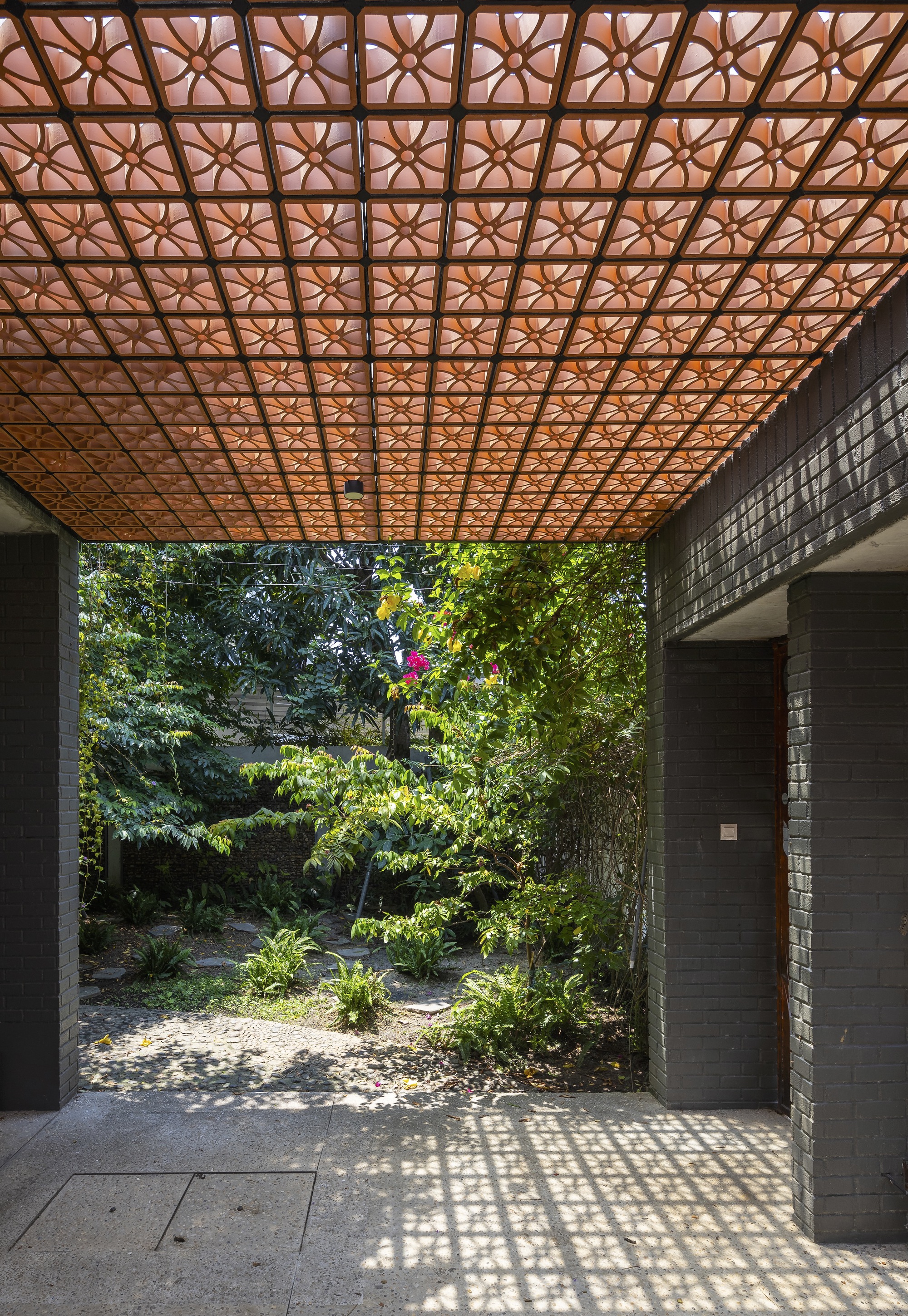 安然屋丨越南丨Ho Khue Architects-30