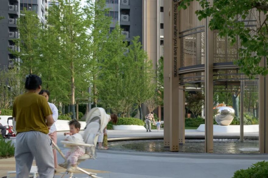 上海金地·虹桥峯汇丨中国上海丨景观设计为上海朗道景观规划设计有限公司等-20