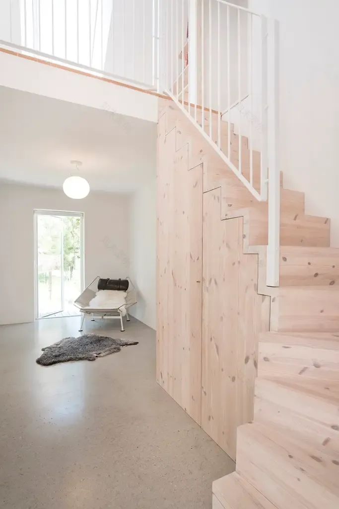 北欧极简主义建筑师的世外桃源-9