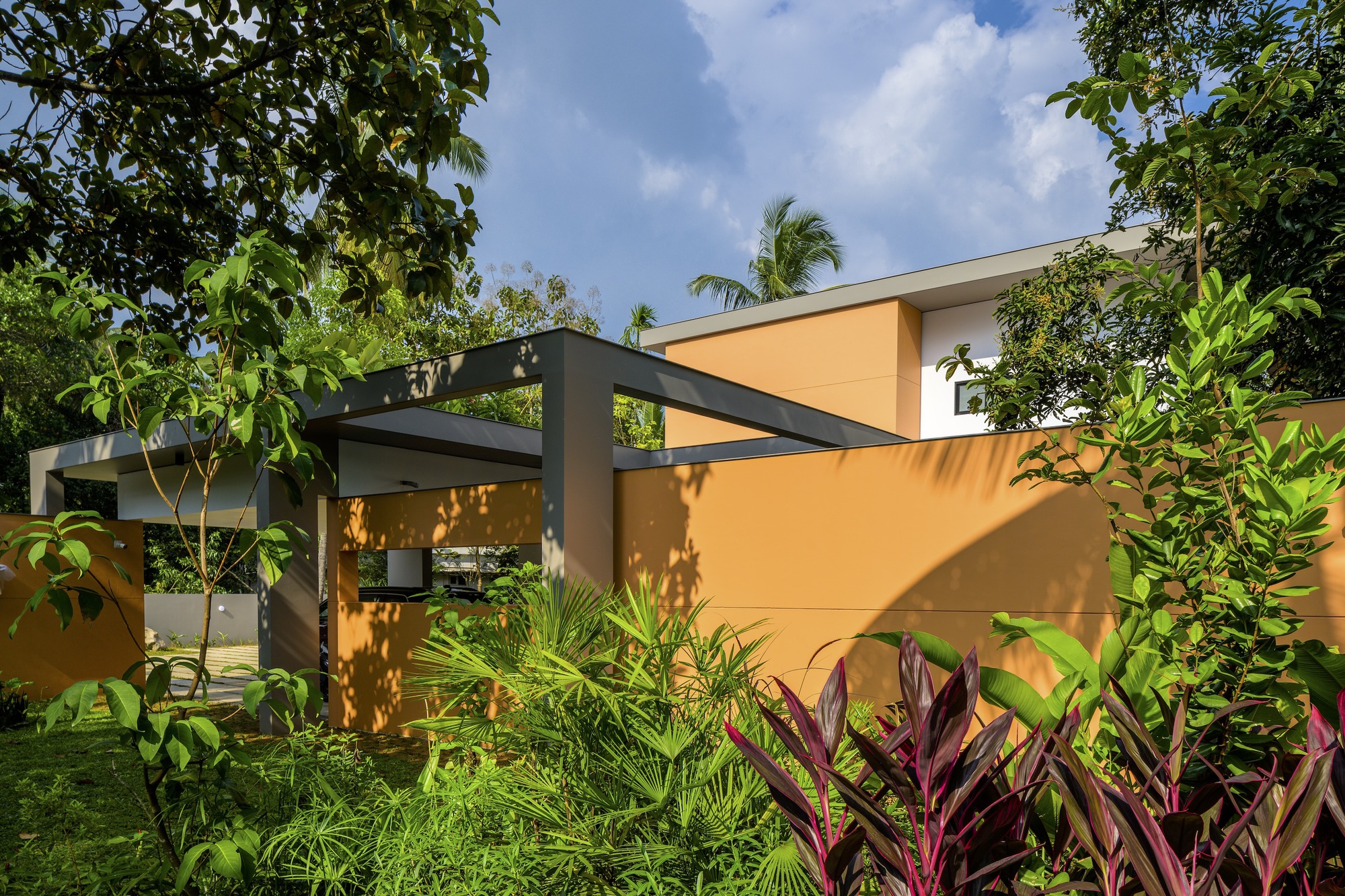 色彩爆发屋丨印度丨LIJO RENY architects-42