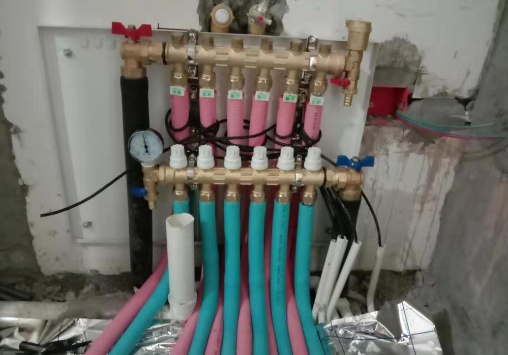 
上海宝山区密山东路毛坯房水地暖安装效果图 -3