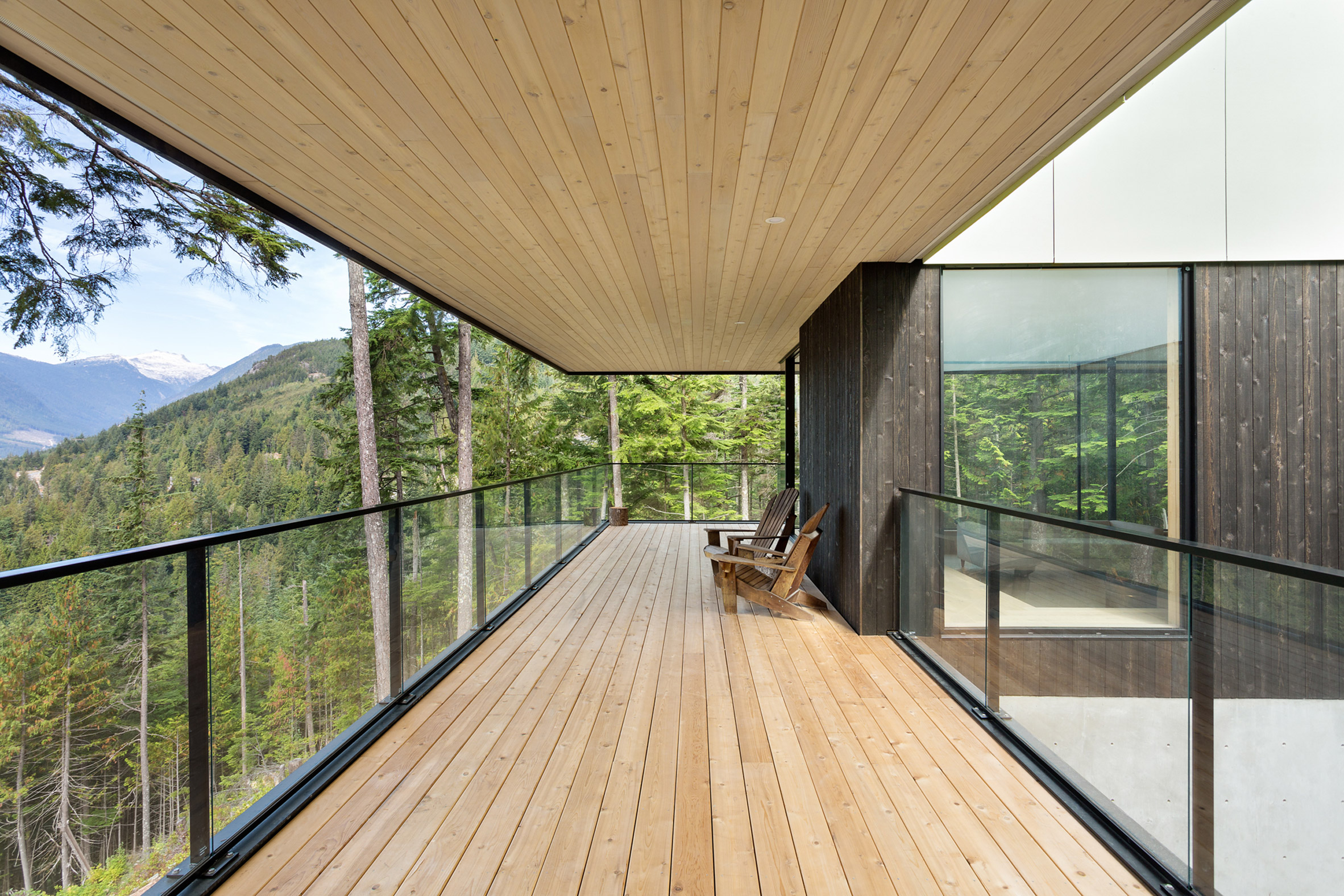 Hindu "science of architecture" used to arrange British Columbia house-19