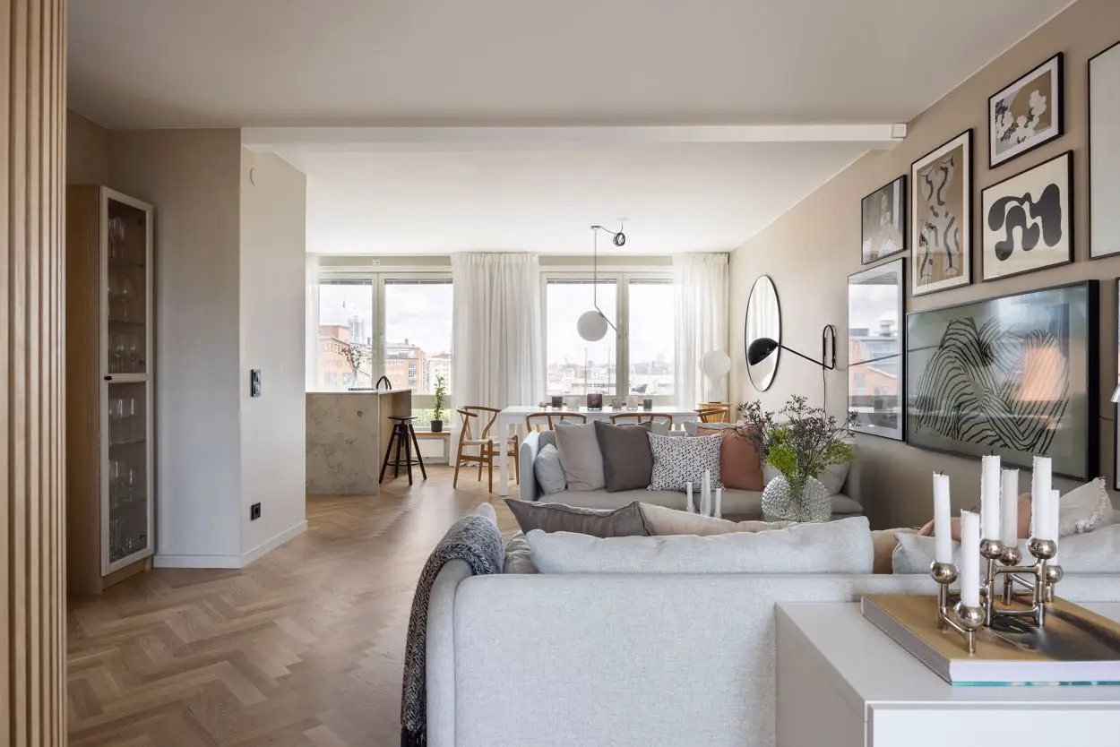 曲线美学 | 瑞典木质条纹墙的装饰魅力-8