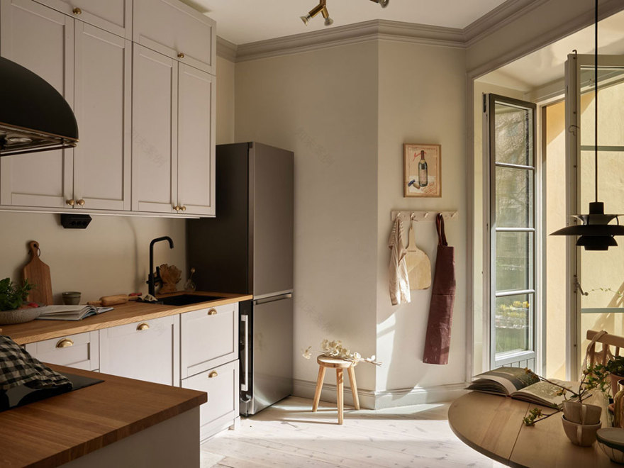 暖阳映照的斯德哥尔摩公寓-17