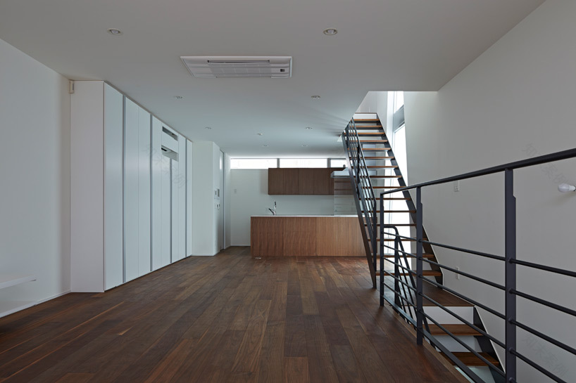 日本特殊角度滤光住宅,保护隐私与采光的完美平衡-17