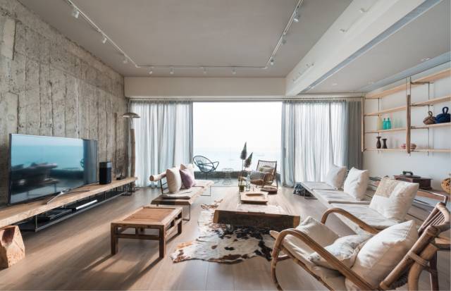 水泥+原木，一家四口的原始风大宅！-10