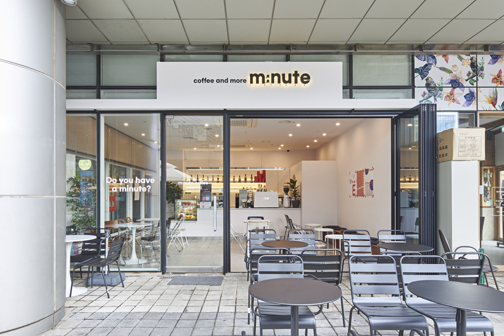 韩国 12 坪小咖啡厅的极简设计魅力-2