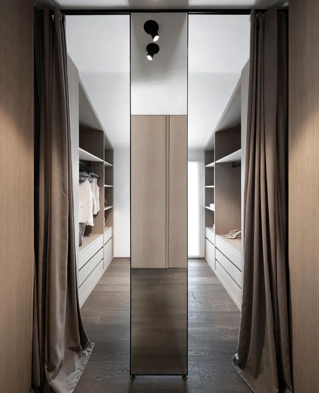 简约现代公寓设计，展现大树装饰品质-22