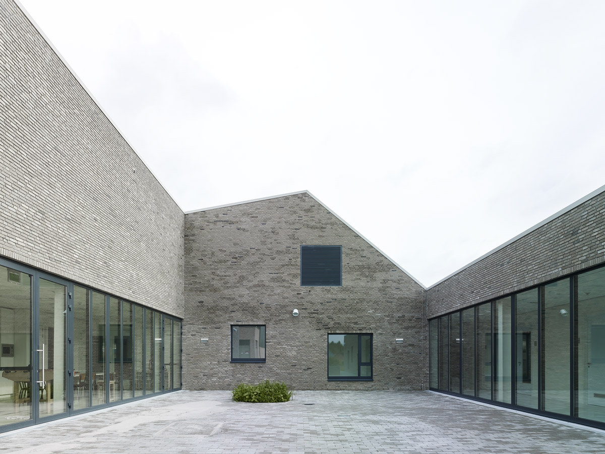 比利时Zonnegroen技术教育中学-17