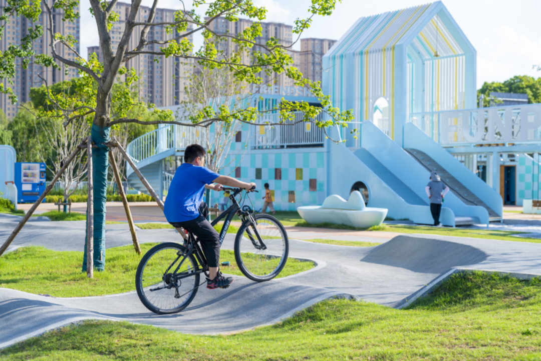 在汽车森林里造一座星空栈道｜无锡惠山新城儿童主题公园-51