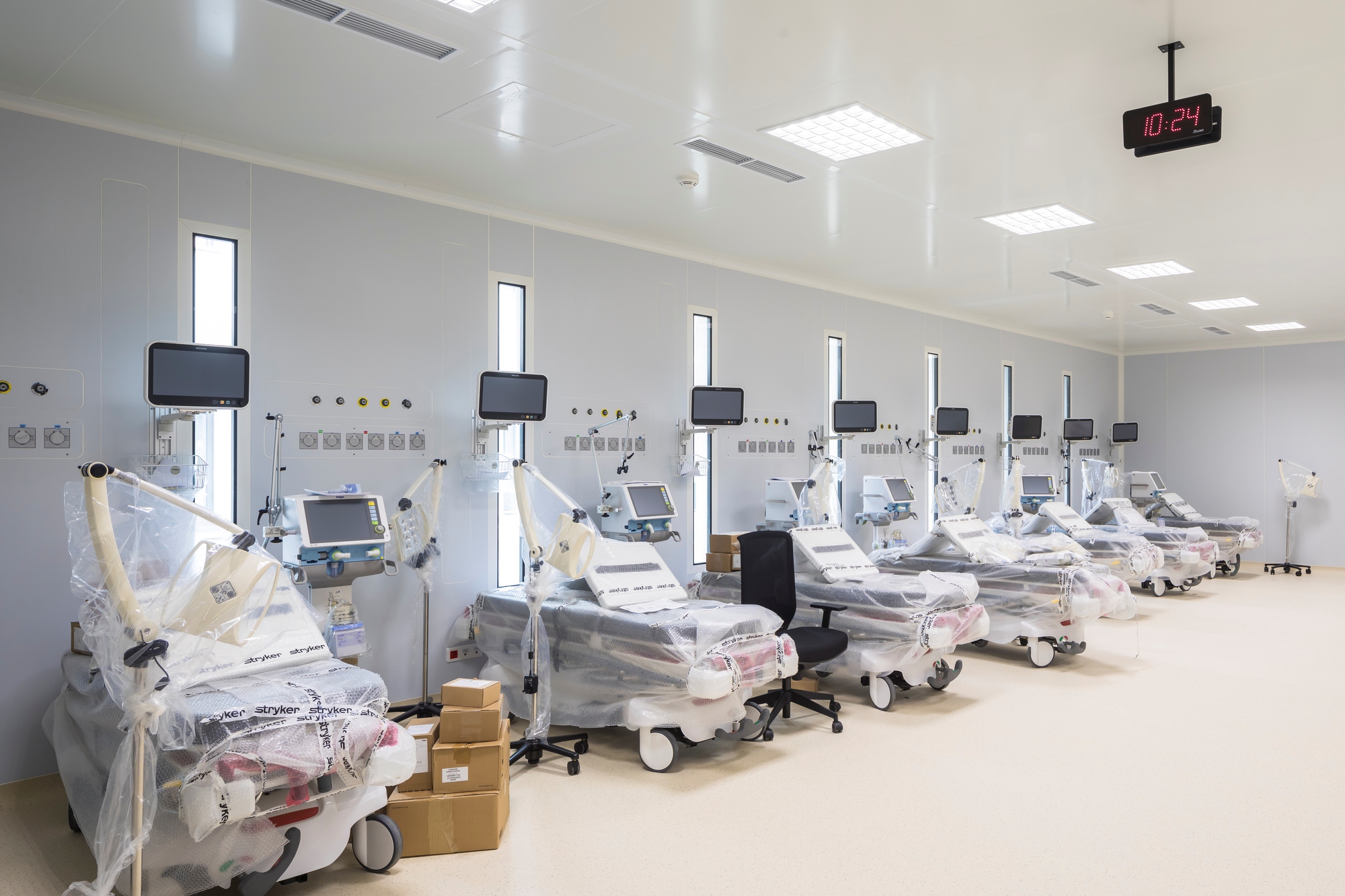 Hospital of the Smart Health Care City / Michel Rémon & Associés-32