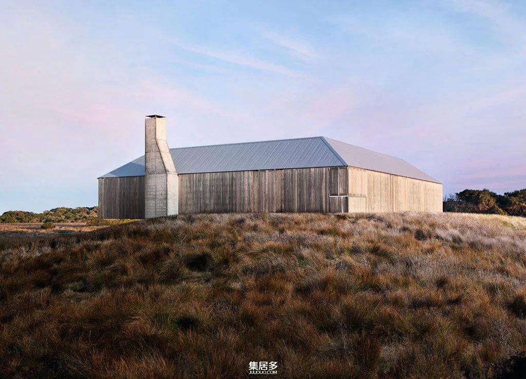 受传统农场启发的澳大利亚现代乡村住宅-2