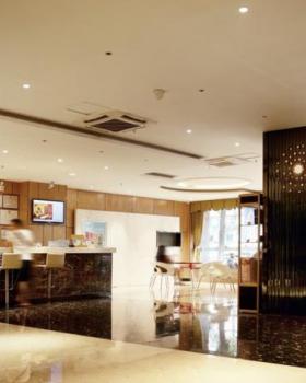 海南佳捷连锁酒店蓝天 2 店 | 年轻化设计，重塑传统宾馆体验