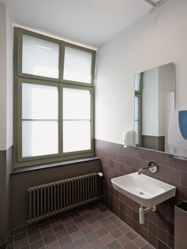 林德北体育馆改造丨瑞士丨häberli heinzer steiger architekten-10