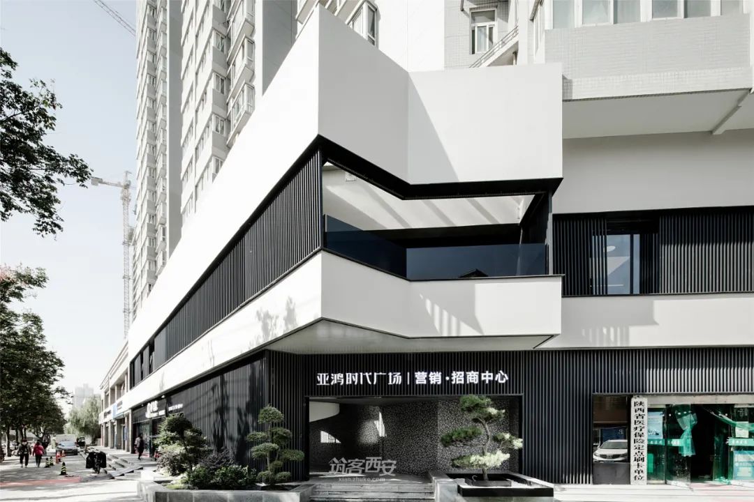 另类售楼部 | 艺术画廊般的空间探索-6