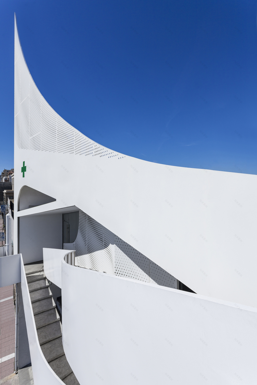 希腊最大药房,Klab 打造独特购物体验-31