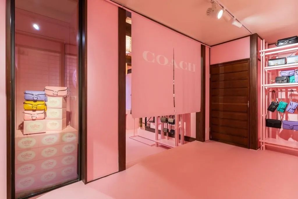 蔻驰东京原宿定制 PopUp 体验设计丨日本东京丨米尚丽零售设计网-8