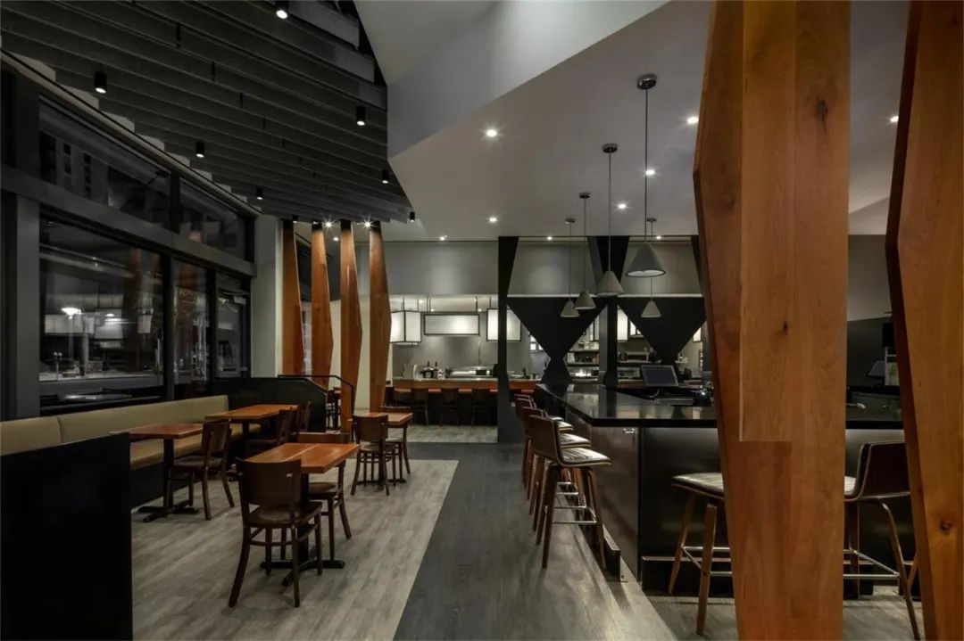 Hapa Sushi 餐厅丨美国丹佛丨Roth Sheppard Architects-23