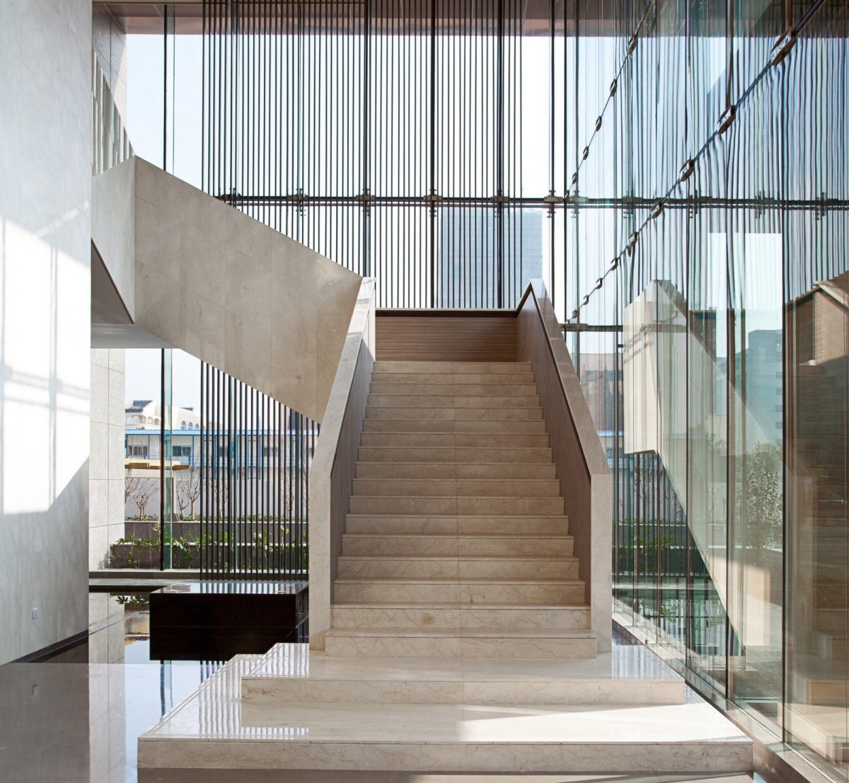 漕河泾开发公司总部			-0