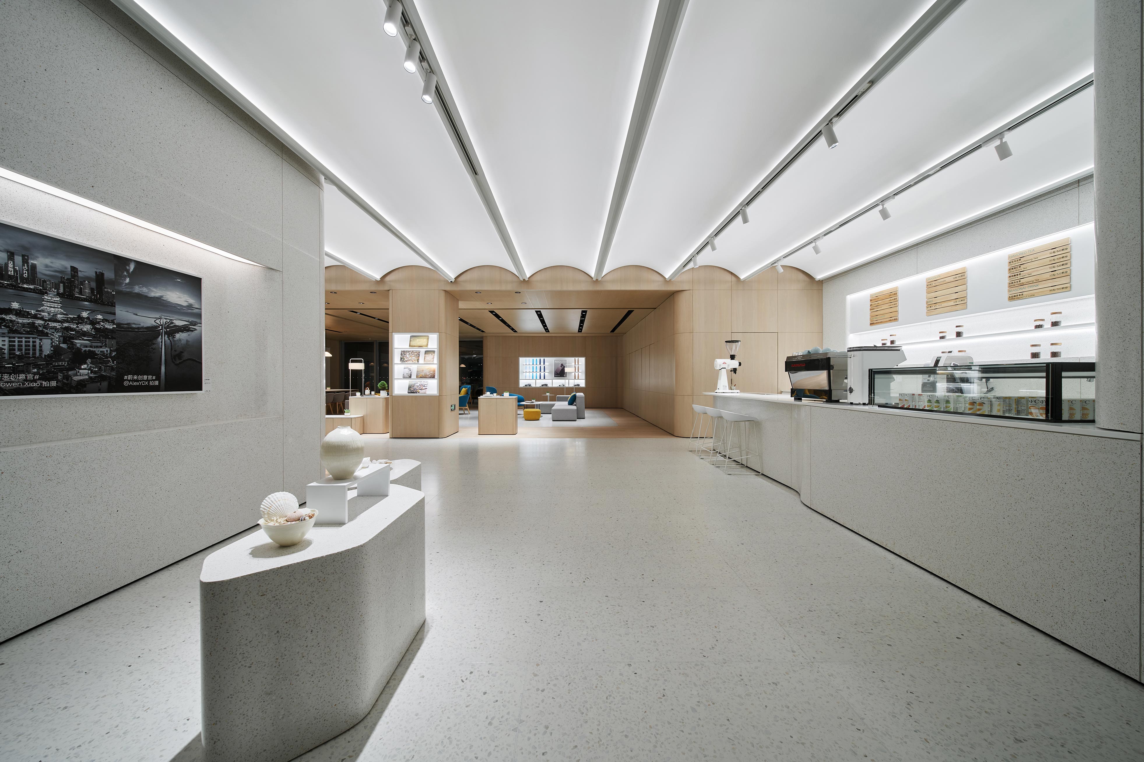 南昌蔚来汽车展厅丨中国南昌丨方方工作室-10