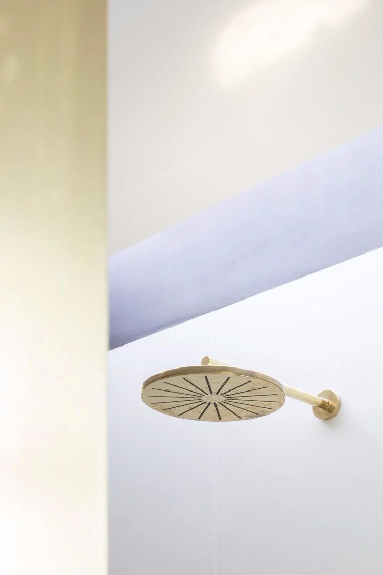 伦敦住宅的黄铜魅力-43