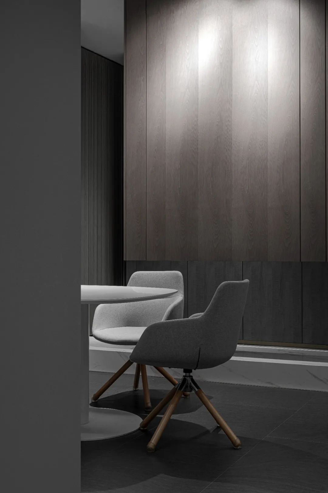 陈田喜铺 | 自然元素融入封闭空间,呈现循环、开放的空间轨迹-39