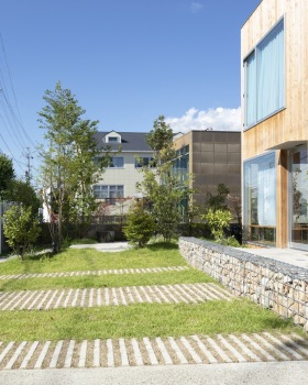 日本森林中的牙科诊所丨YYA,Yusuke Yoshino Architects