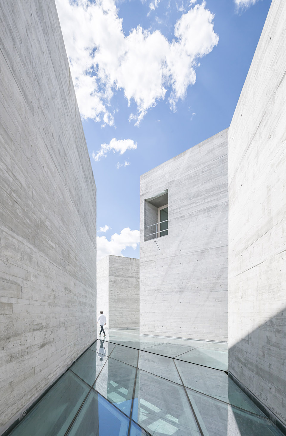 罗马风格艺术展示中心,葡萄牙 / spaceworkers-24