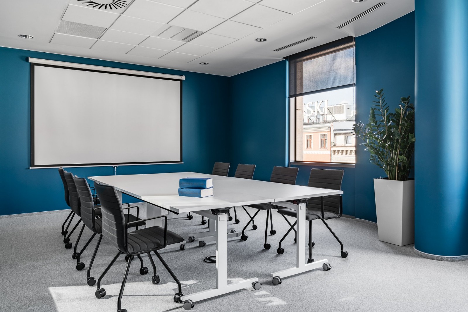 用色彩与绿植点亮办公空间·波兰TBSCG广告公司  CH+ Wojtek Chrzanowski-13