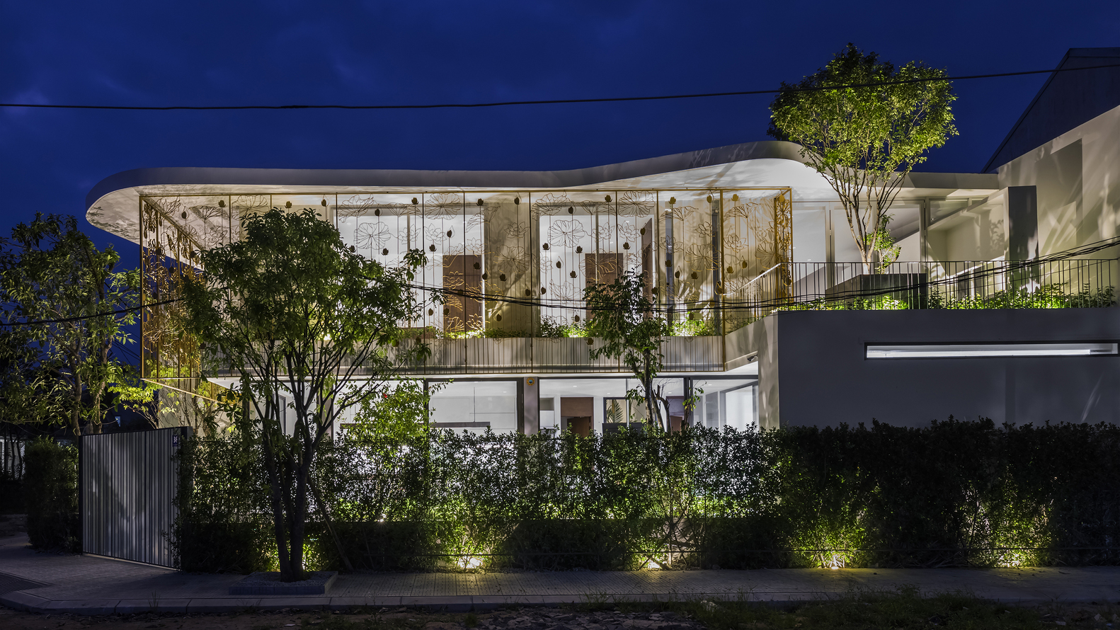 莲意盎然 · 越南残疾女儿的家庭温馨居-41