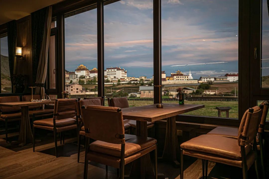 松赞林卡日落酒馆，香格里拉-49