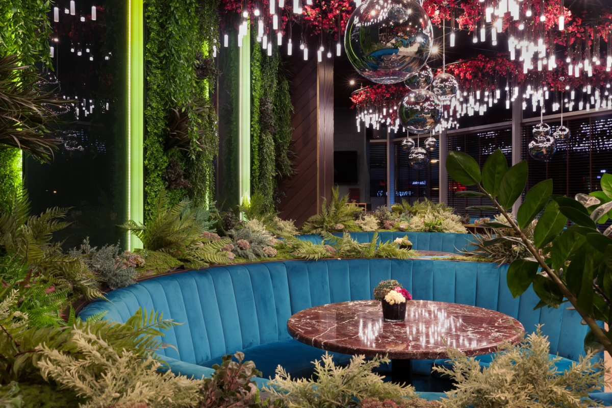 梦幻森林中的摇滚盛宴·Studio Idea 打造极致感官体验的 Mr· Pizza Original-14