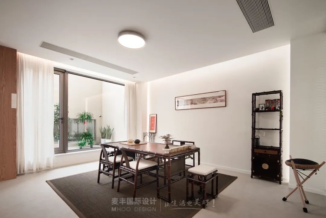 MHOO|新湖菲林500㎡极简风：空境之美，力量的克制-25