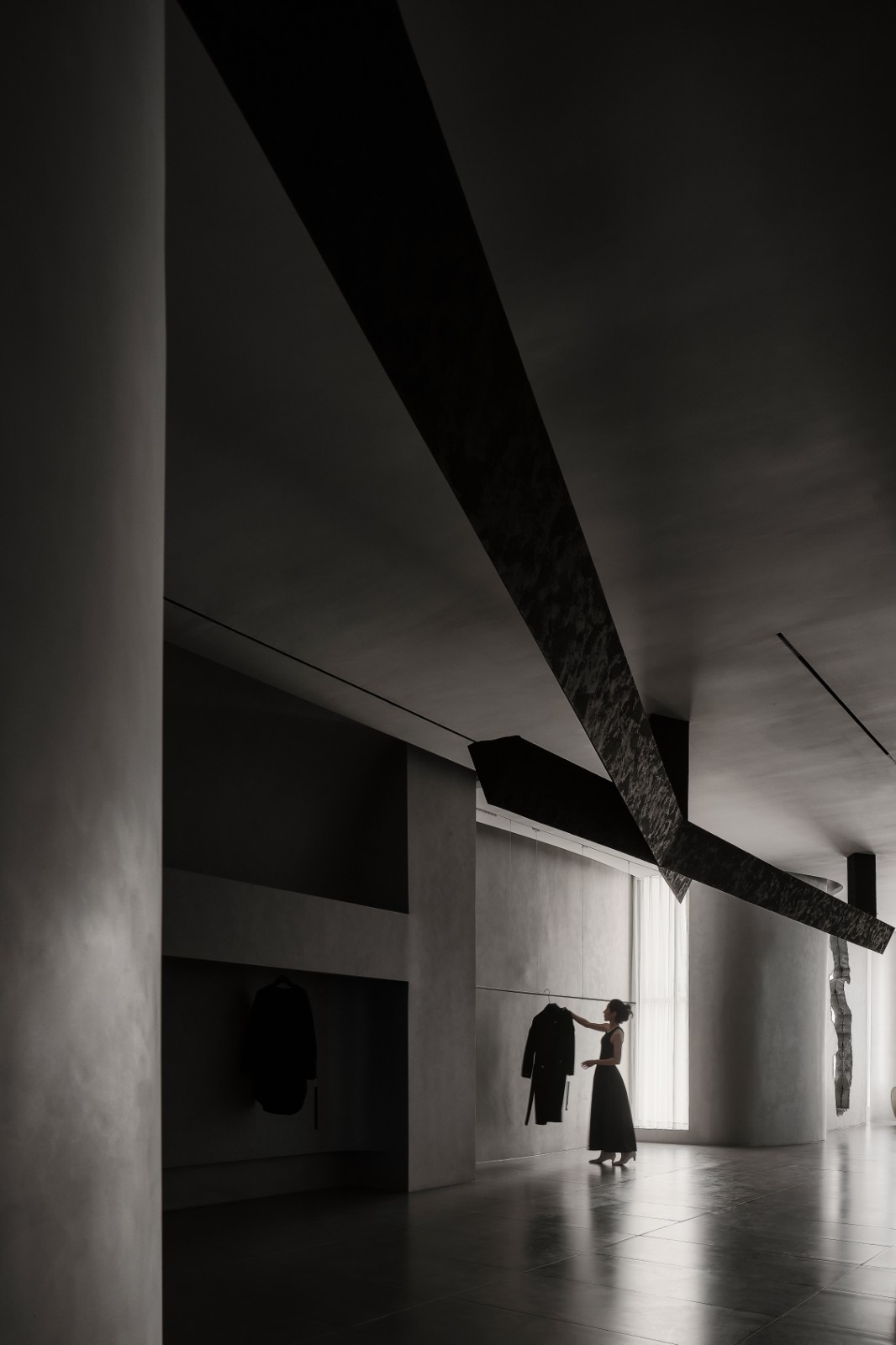 空间承载未来 · 五集服装展厅设计-28